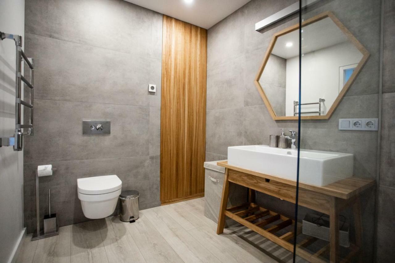 Modern And Spacious Loft Type Apartment 8 With Free Private Parking By "Owl Jazz Apartments" Kaunas Exterior foto